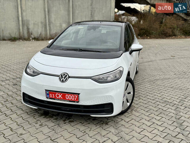 Фольксваген ID.3 2021 в Дрогобыче на Automoto.ua Белый Фольксваген ID.3, объемом двигателя 0 л и пробегом 183 тыс. км за 14350 $, фото 8 на Automoto.ua