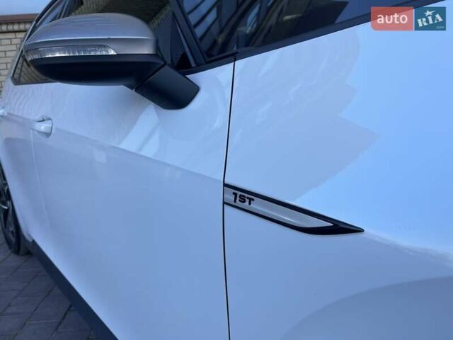 Белый Фольксваген ID.3, объемом двигателя 0 л и пробегом 125 тыс. км за 18299 $, фото 29 на Automoto.ua