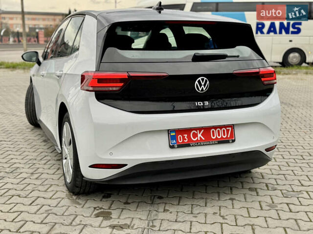Фольксваген ID.3 2021 в Дрогобыче на Automoto.ua Белый Фольксваген ID.3, объемом двигателя 0 л и пробегом 183 тыс. км за 14350 $, фото 22 на Automoto.ua