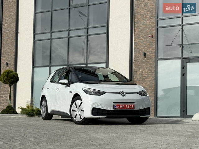 Білий Фольксваген ID.3, об'ємом двигуна 0 л та пробігом 119 тис. км за 15999 $, фото 3 на Automoto.ua