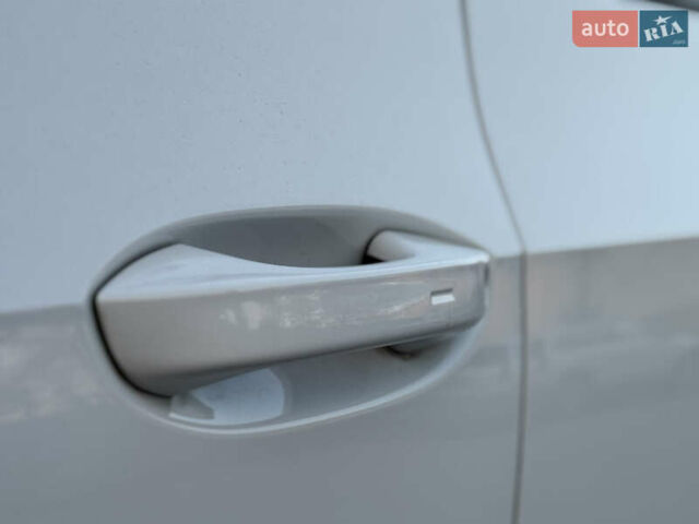 Білий Фольксваген ID.3, об'ємом двигуна 0 л та пробігом 130 тис. км за 16700 $, фото 31 на Automoto.ua