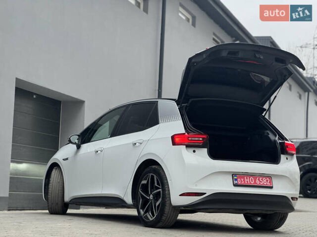 Білий Фольксваген ID.3, об'ємом двигуна 0 л та пробігом 84 тис. км за 17400 $, фото 21 на Automoto.ua