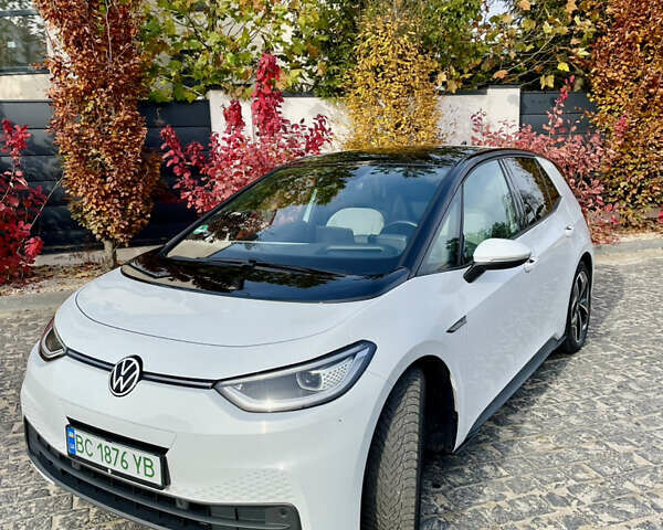 Белый Фольксваген ID.3, объемом двигателя 0 л и пробегом 47 тыс. км за 19500 $, фото 2 на Automoto.ua