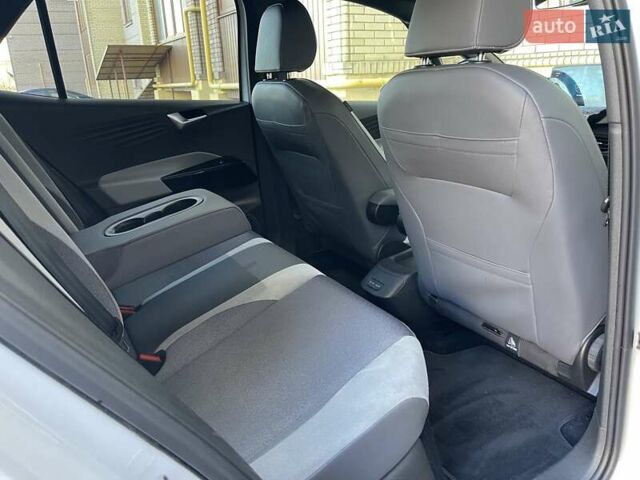 Білий Фольксваген ID.3, об'ємом двигуна 0 л та пробігом 120 тис. км за 16990 $, фото 57 на Automoto.ua