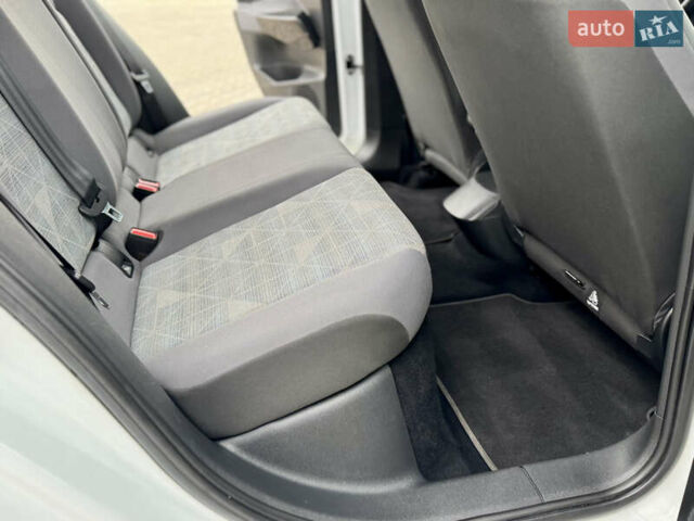 Фольксваген ID.3 2021 в Дрогобыче на Automoto.ua Белый Фольксваген ID.3, объемом двигателя 0 л и пробегом 183 тыс. км за 14350 $, фото 78 на Automoto.ua