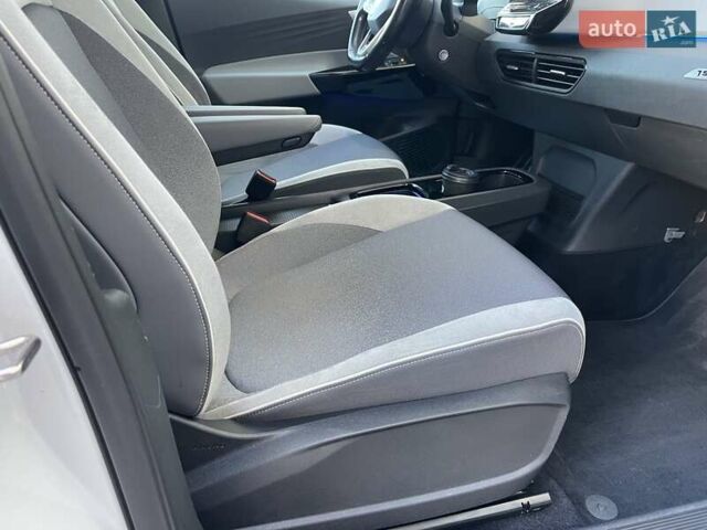 Білий Фольксваген ID.3, об'ємом двигуна 0 л та пробігом 120 тис. км за 16990 $, фото 65 на Automoto.ua