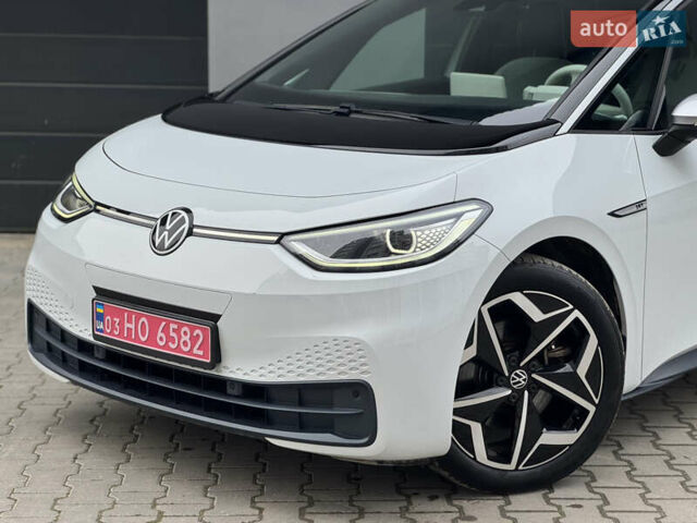 Білий Фольксваген ID.3, об'ємом двигуна 0 л та пробігом 84 тис. км за 17400 $, фото 6 на Automoto.ua