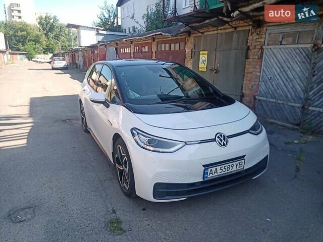 Білий Фольксваген ID.3, об'ємом двигуна 0 л та пробігом 47 тис. км за 19300 $, фото 6 на Automoto.ua