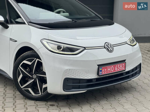 Білий Фольксваген ID.3, об'ємом двигуна 0 л та пробігом 84 тис. км за 17400 $, фото 5 на Automoto.ua