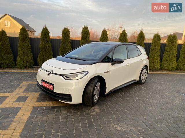 Белый Фольксваген ID.3, объемом двигателя 0 л и пробегом 54 тыс. км за 16000 $, фото 1 на Automoto.ua