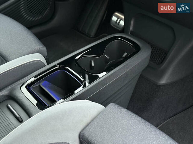 Белый Фольксваген ID.3, объемом двигателя 0 л и пробегом 117 тыс. км за 21800 $, фото 30 на Automoto.ua