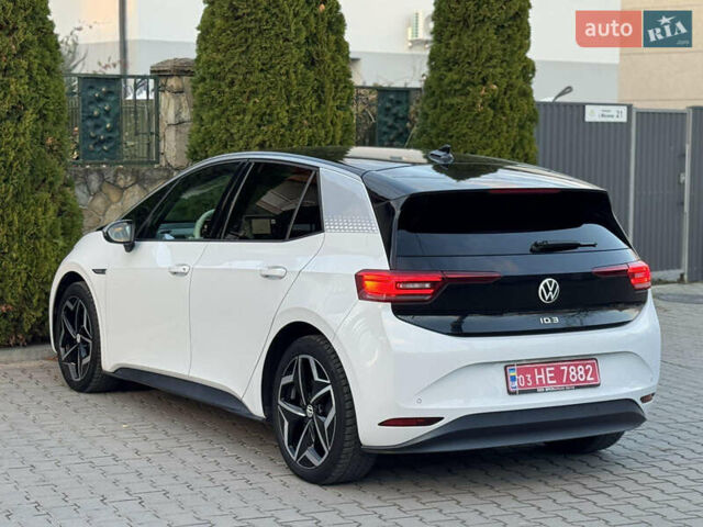 Белый Фольксваген ID.3, объемом двигателя 0 л и пробегом 133 тыс. км за 17400 $, фото 32 на Automoto.ua