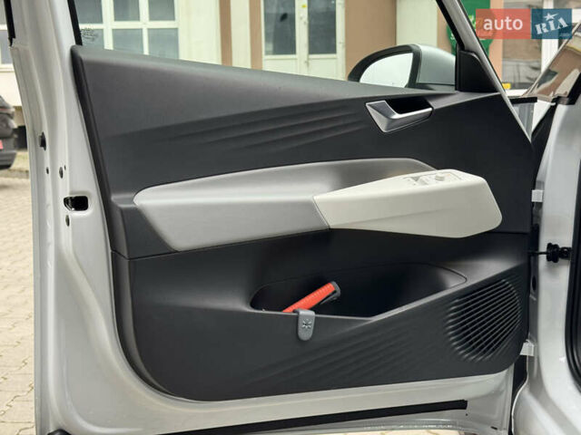 Білий Фольксваген ID.3, об'ємом двигуна 0 л та пробігом 84 тис. км за 17400 $, фото 38 на Automoto.ua