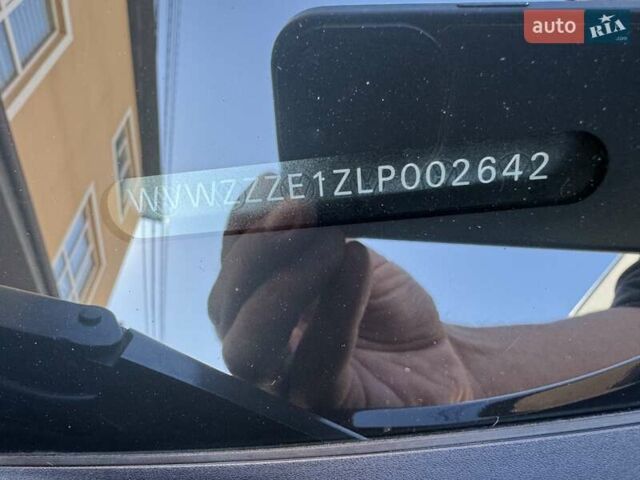 Білий Фольксваген ID.3, об'ємом двигуна 0 л та пробігом 92 тис. км за 18600 $, фото 17 на Automoto.ua