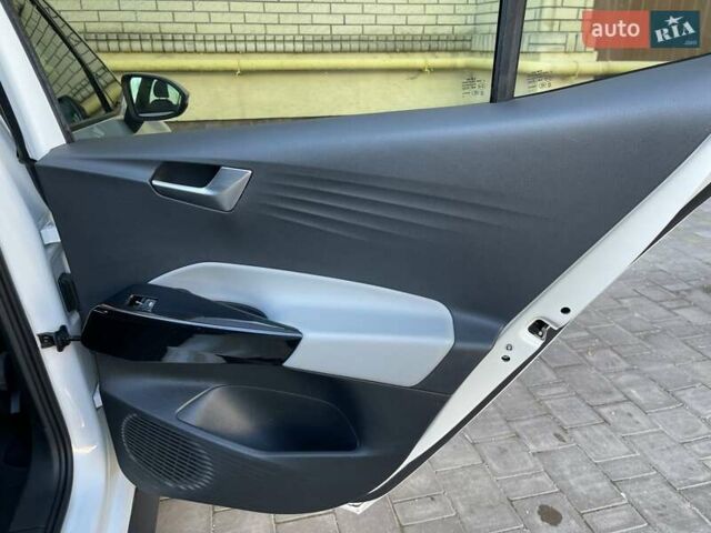 Білий Фольксваген ID.3, об'ємом двигуна 0 л та пробігом 120 тис. км за 16990 $, фото 59 на Automoto.ua