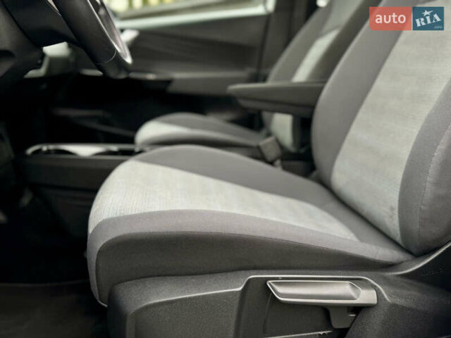 Фольксваген ID.3 2021 в Дрогобыче на Automoto.ua Белый Фольксваген ID.3, объемом двигателя 0 л и пробегом 183 тыс. км за 14350 $, фото 62 на Automoto.ua