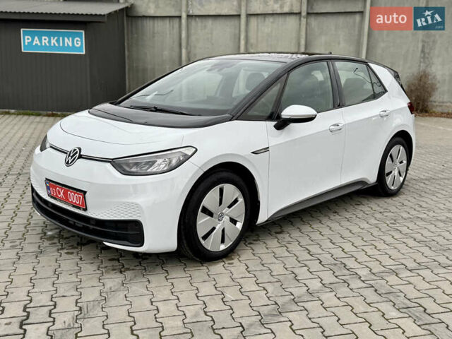 Фольксваген ID.3 2021 в Дрогобыче на Automoto.ua Белый Фольксваген ID.3, объемом двигателя 0 л и пробегом 183 тыс. км за 14350 $, фото 54 на Automoto.ua