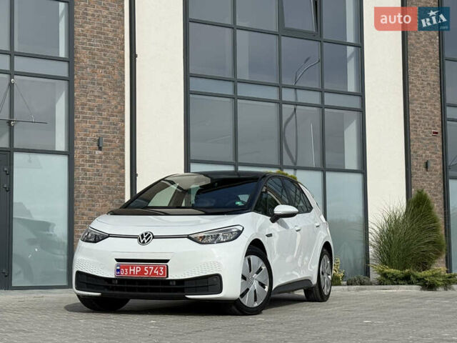 Білий Фольксваген ID.3, об'ємом двигуна 0 л та пробігом 119 тис. км за 15999 $, фото 6 на Automoto.ua