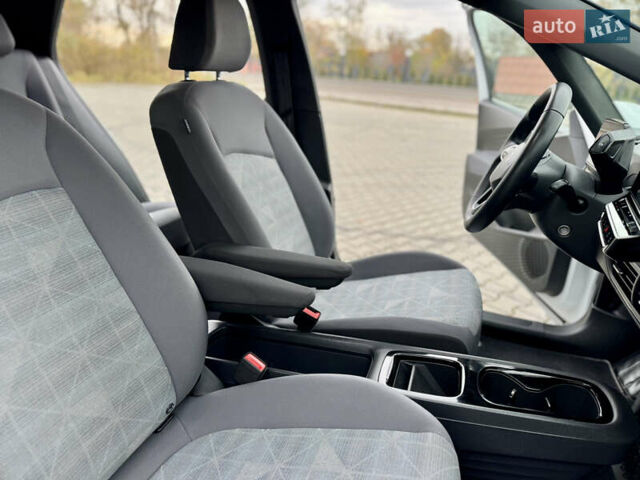 Фольксваген ID.3 2021 в Дрогобыче на Automoto.ua Белый Фольксваген ID.3, объемом двигателя 0 л и пробегом 183 тыс. км за 14350 $, фото 52 на Automoto.ua