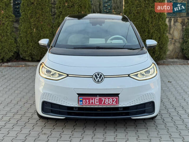 Білий Фольксваген ID.3, об'ємом двигуна 0 л та пробігом 130 тис. км за 16700 $, фото 2 на Automoto.ua