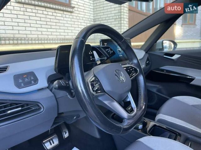 Белый Фольксваген ID.3, объемом двигателя 0 л и пробегом 125 тыс. км за 18299 $, фото 39 на Automoto.ua