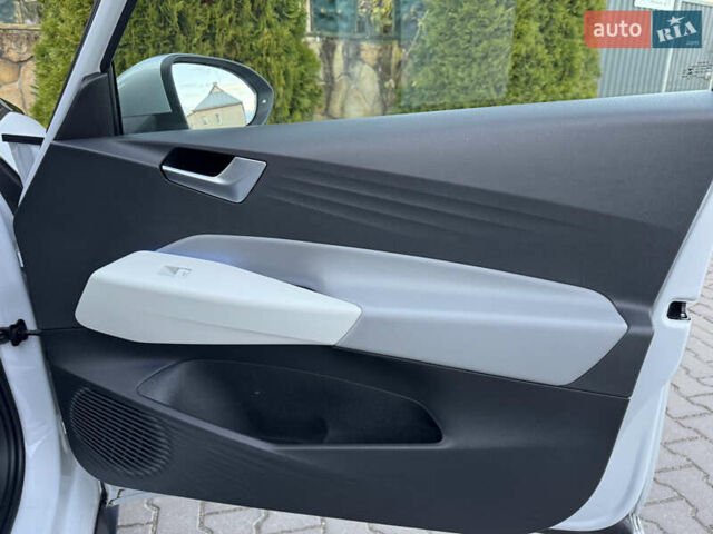 Білий Фольксваген ID.3, об'ємом двигуна 0 л та пробігом 130 тис. км за 16700 $, фото 53 на Automoto.ua