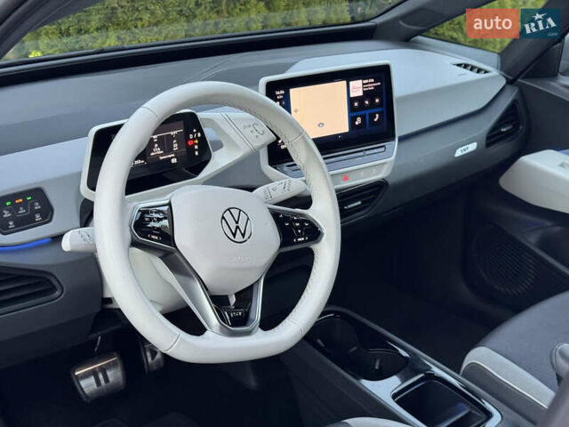 Белый Фольксваген ID.3, объемом двигателя 0 л и пробегом 133 тыс. км за 17400 $, фото 57 на Automoto.ua