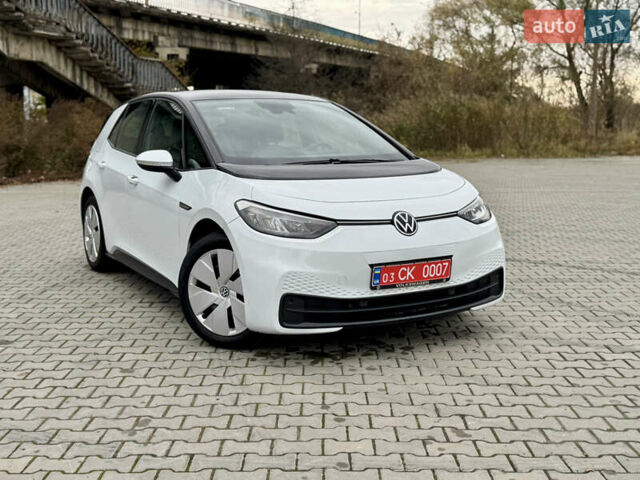 Фольксваген ID.3 2021 в Дрогобыче на Automoto.ua Белый Фольксваген ID.3, объемом двигателя 0 л и пробегом 183 тыс. км за 14350 $, фото 3 на Automoto.ua