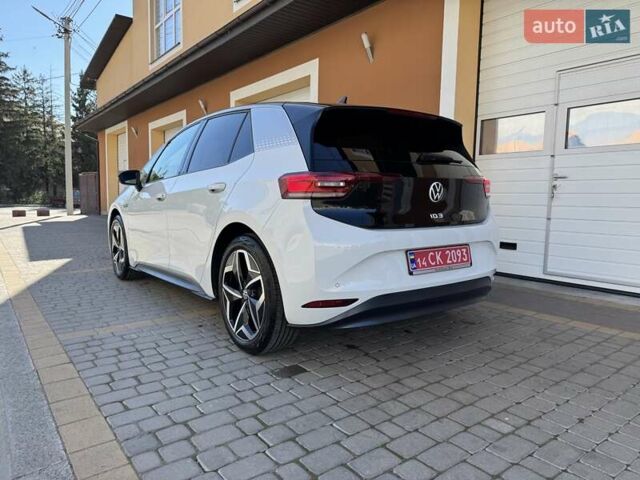 Білий Фольксваген ID.3, об'ємом двигуна 0 л та пробігом 92 тис. км за 18600 $, фото 6 на Automoto.ua