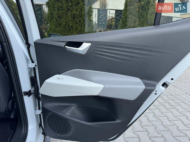 Білий Фольксваген ID.3, об'ємом двигуна 0 л та пробігом 130 тис. км за 16700 $, фото 49 на Automoto.ua