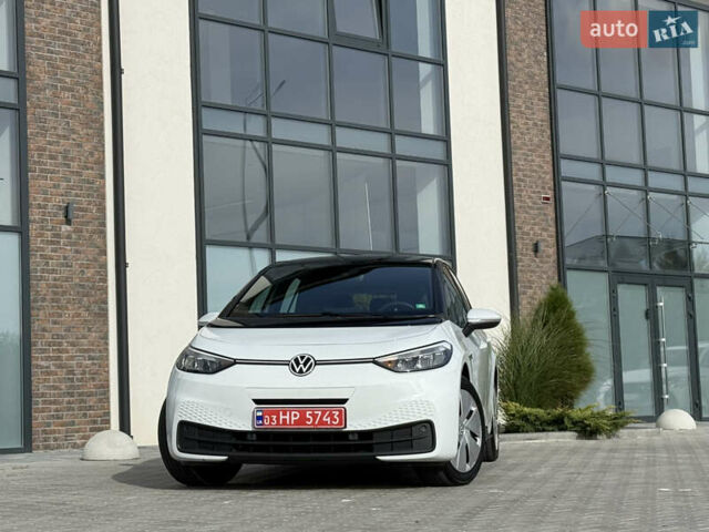 Білий Фольксваген ID.3, об'ємом двигуна 0 л та пробігом 119 тис. км за 15999 $, фото 12 на Automoto.ua