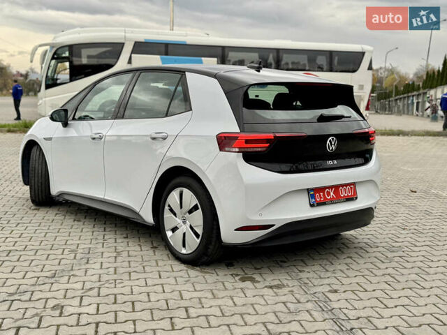 Фольксваген ID.3 2021 в Дрогобыче на Automoto.ua Белый Фольксваген ID.3, объемом двигателя 0 л и пробегом 183 тыс. км за 14350 $, фото 14 на Automoto.ua