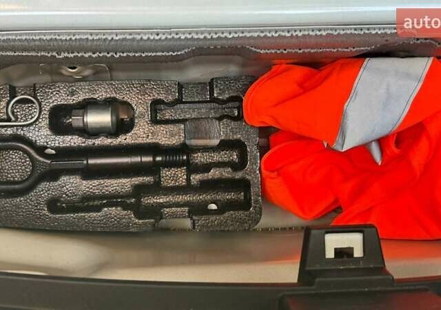 Белый Фольксваген ID.3, объемом двигателя 0 л и пробегом 107 тыс. км за 17900 $, фото 33 на Automoto.ua