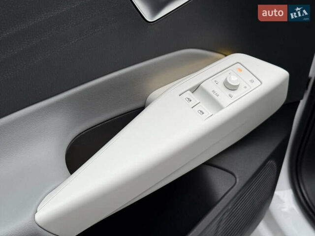 Білий Фольксваген ID.3, об'ємом двигуна 0 л та пробігом 84 тис. км за 17400 $, фото 40 на Automoto.ua