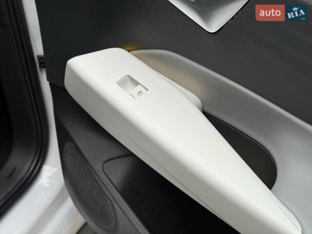 Білий Фольксваген ID.3, об'ємом двигуна 0 л та пробігом 84 тис. км за 17400 $, фото 52 на Automoto.ua