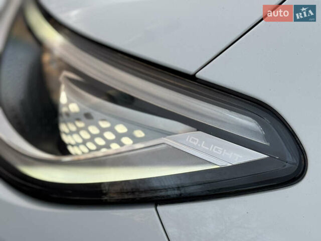 Білий Фольксваген ID.3, об'ємом двигуна 0 л та пробігом 130 тис. км за 16700 $, фото 20 на Automoto.ua