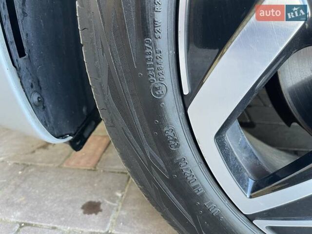 Білий Фольксваген ID.3, об'ємом двигуна 0 л та пробігом 120 тис. км за 16990 $, фото 20 на Automoto.ua