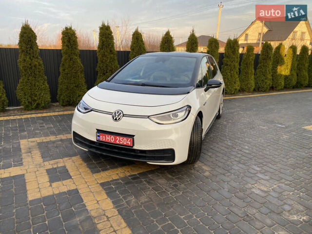 Белый Фольксваген ID.3, объемом двигателя 0 л и пробегом 54 тыс. км за 16000 $, фото 4 на Automoto.ua