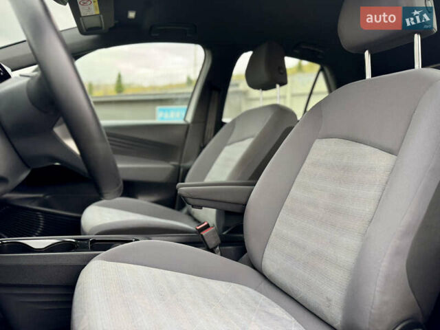 Фольксваген ID.3 2021 в Дрогобыче на Automoto.ua Белый Фольксваген ID.3, объемом двигателя 0 л и пробегом 183 тыс. км за 14350 $, фото 71 на Automoto.ua