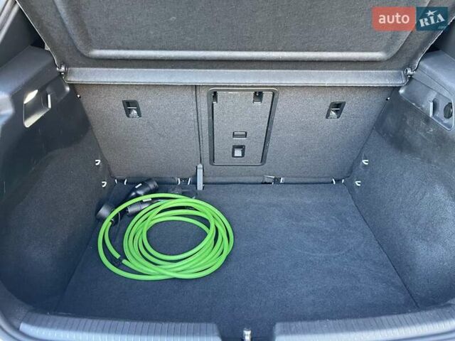 Білий Фольксваген ID.3, об'ємом двигуна 0 л та пробігом 120 тис. км за 16990 $, фото 68 на Automoto.ua