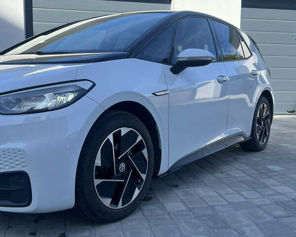 Білий Фольксваген ID.3, об'ємом двигуна 0 л та пробігом 35 тис. км за 17900 $, фото 1 на Automoto.ua