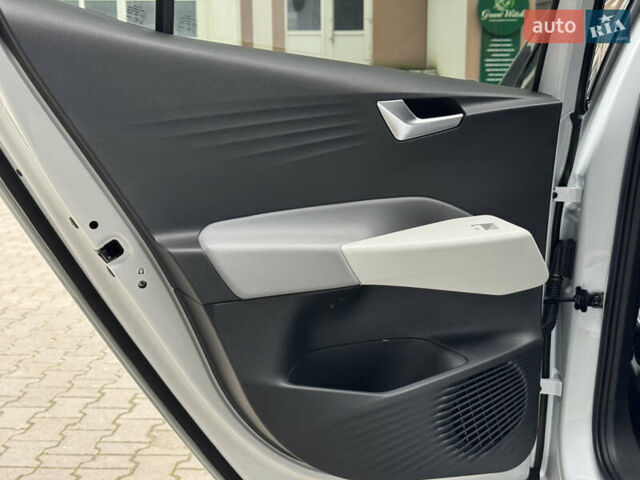 Білий Фольксваген ID.3, об'ємом двигуна 0 л та пробігом 84 тис. км за 17400 $, фото 45 на Automoto.ua