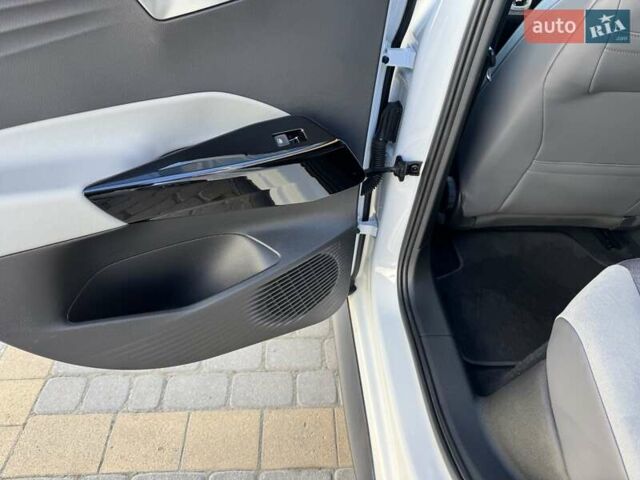 Білий Фольксваген ID.3, об'ємом двигуна 0 л та пробігом 92 тис. км за 18600 $, фото 46 на Automoto.ua