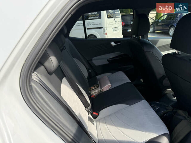 Белый Фольксваген ID.3, объемом двигателя 0 л и пробегом 41 тыс. км за 21000 $, фото 20 на Automoto.ua