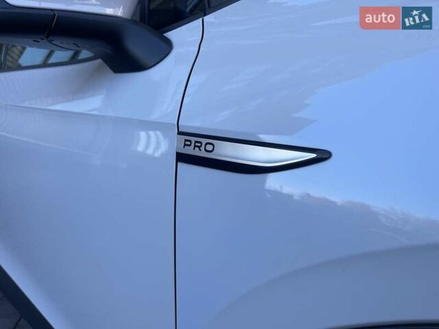 Фольксваген ID.3 2022 у Тернополі на Automoto.ua Білий Фольксваген ID.3, об'ємом двигуна 0 л та пробігом 163 тис. км за 23499 $, фото 4 на Automoto.ua