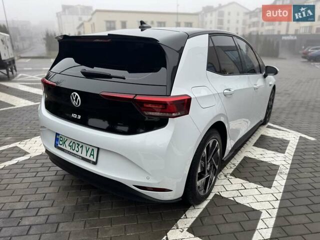 Белый Фольксваген ID.3, объемом двигателя 0 л и пробегом 27 тыс. км за 18500 $, фото 7 на Automoto.ua