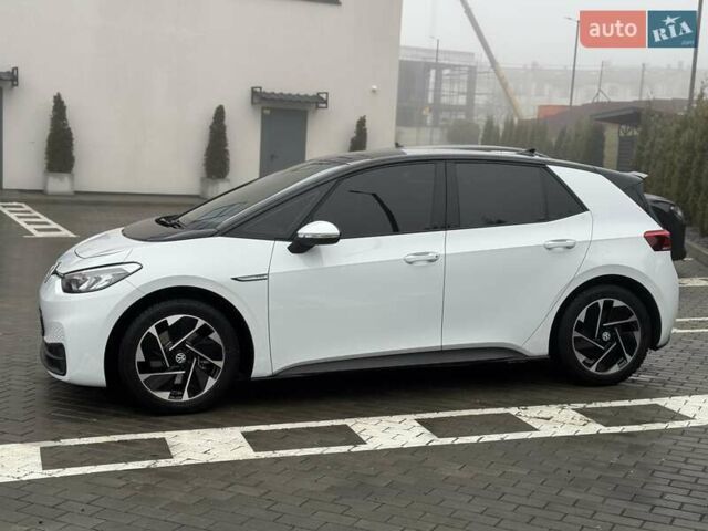Белый Фольксваген ID.3, объемом двигателя 0 л и пробегом 27 тыс. км за 18500 $, фото 4 на Automoto.ua