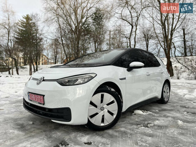 Белый Фольксваген ID.3, объемом двигателя 0 л и пробегом 185 тыс. км за 14950 $, фото 57 на Automoto.ua