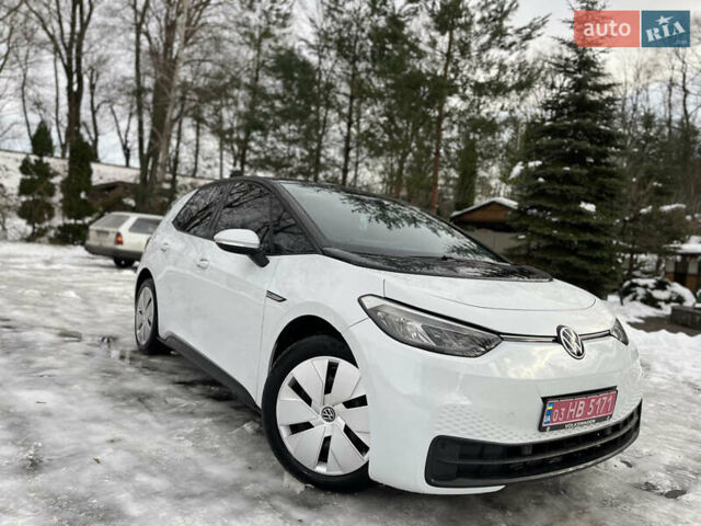 Белый Фольксваген ID.3, объемом двигателя 0 л и пробегом 185 тыс. км за 14950 $, фото 46 на Automoto.ua