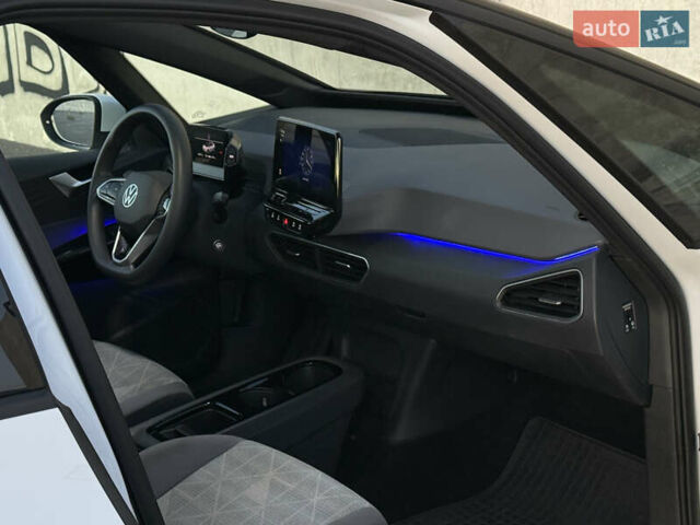 Білий Фольксваген ID.3, об'ємом двигуна 0 л та пробігом 50 тис. км за 18890 $, фото 35 на Automoto.ua